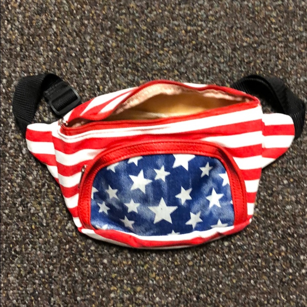Fanny pack